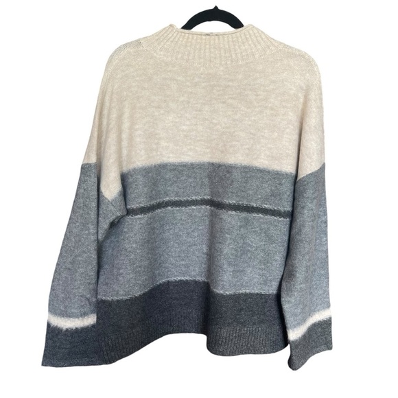 Universal Thread Turtleneck Knit Pullover Sweater Colorblock Size XXL NWOT gray - Picture 3 of 7